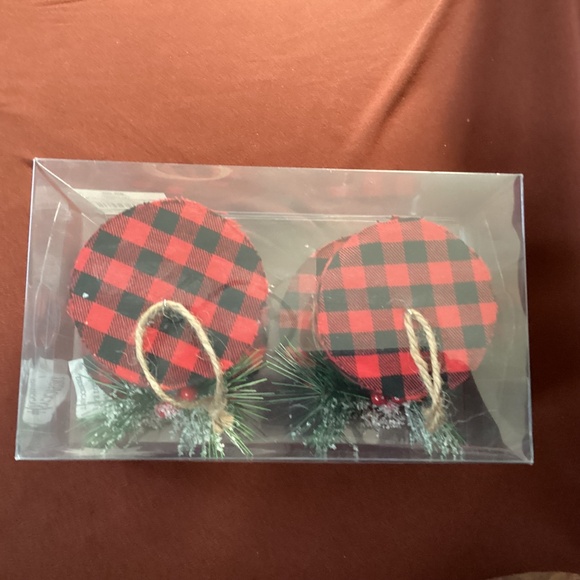 Christmas Decor Red Black Checkered Hats Shatter Proof  New with Tag - Picture 4 of 13